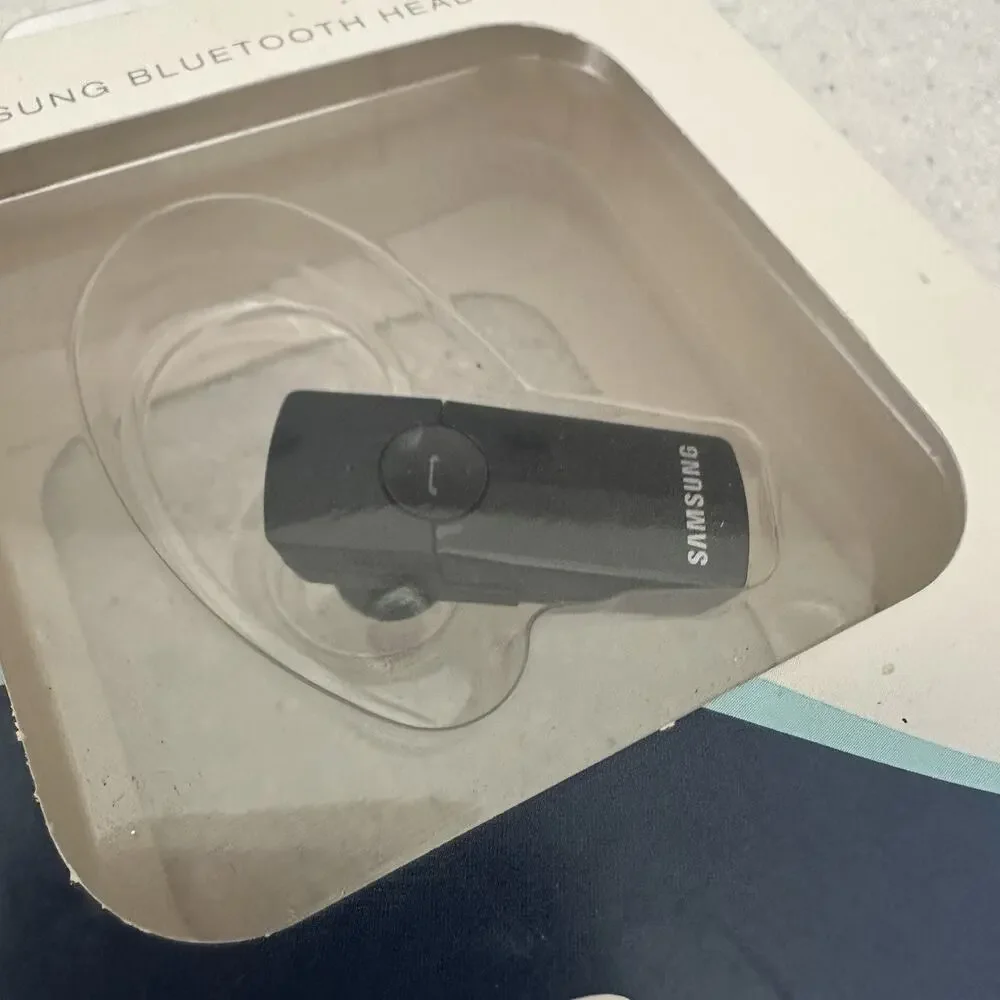 Samsung Bluetooth Headset WEP450 Extended Battery Life Ear Piece